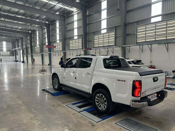 تستر ترمز غلتکی خط تست خودروی غلتکی Trinity با نام تجاری Cartesy CTGT-3-3C با بار محوری تست لغزش جانبی تک صفحه برای خودروهای سبک